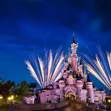 Disneyland 5* Chessy (Seine-et-Marne)