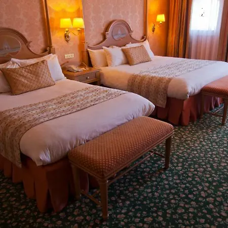 ディズニーランド® 5*