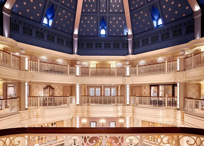 Disneyland® Otel 5*