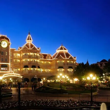 Отель Disneyland Шеси